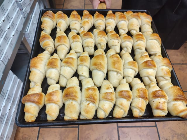 Garlic Rolls.