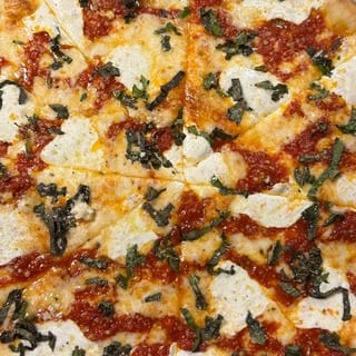Italian Margherita Garlic Knot Pizza