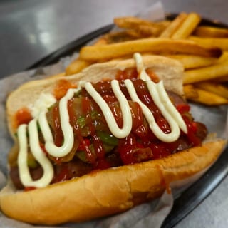 Gizmo hot dog 