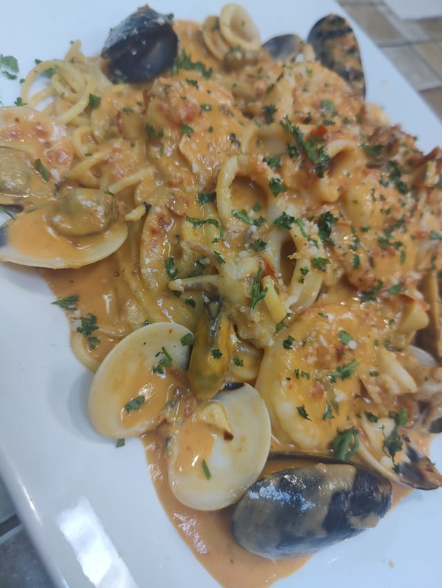 Seafood Combination.