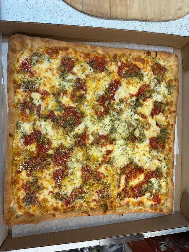 Grandpa Thin Square Pizza.
