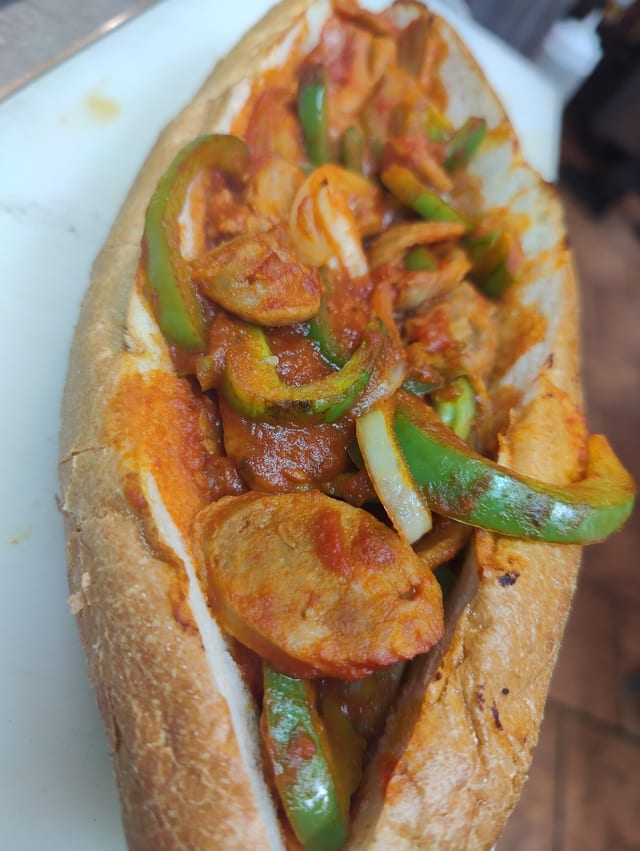 Sausage & Peppers Sub 10".