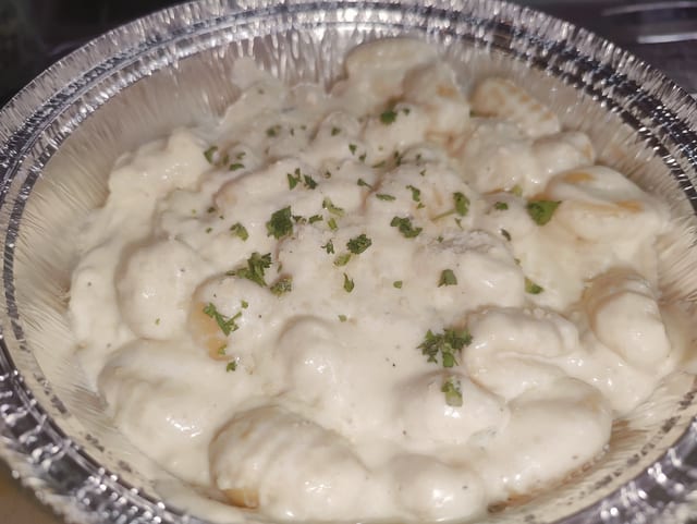 Gnocchi Alfredo.