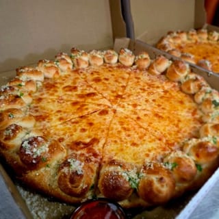 Cheese Garlic Knot Pizza